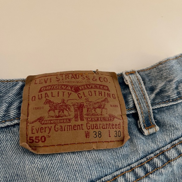 SOLD…On Another Platform! Vintage Levi’s 550 Relaxed Fit High Rise Mom/Dad Jeans - Picture 3 of 12